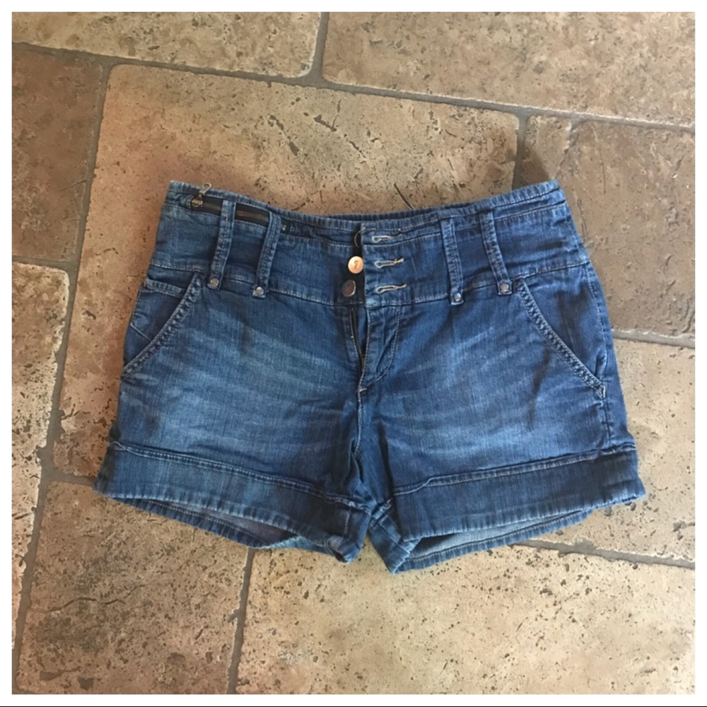 Pilcro and the Letterpress high waist so 6 shorts